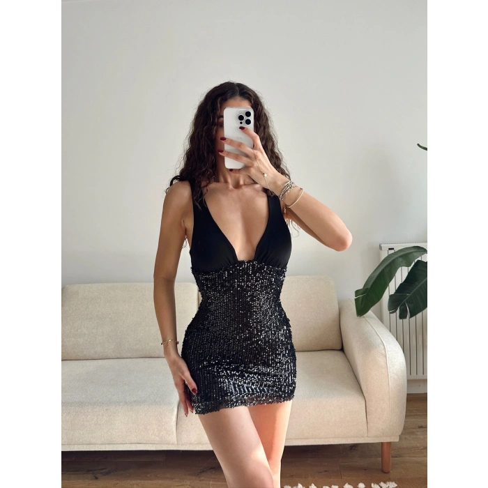 Astarlı Payet Elbise - SİYAH