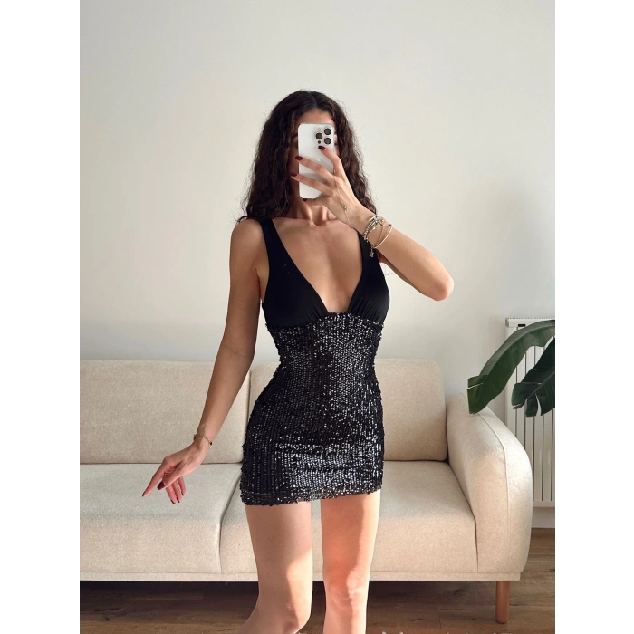 Astarlı Payet Elbise - SİYAH