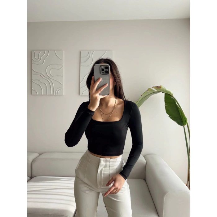 Astarlı U Yaka Crop - SİYAH