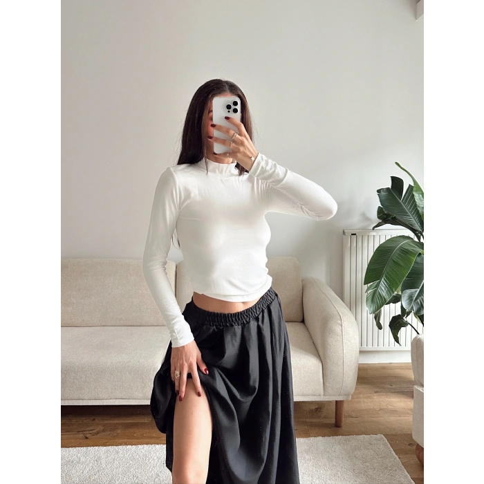 Balıkçı Yaka Buzzy Crop - BEYAZ