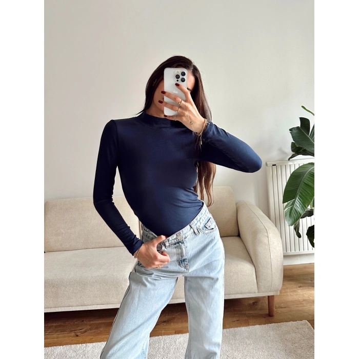 Balıkçı Yaka Buzzy Crop- LACİVERT