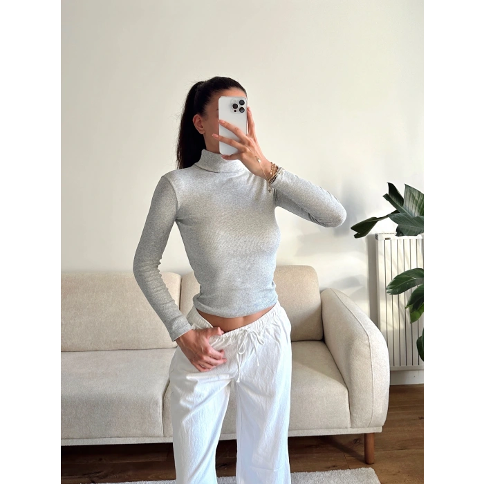 Basic Balıkçı Yaka Fit Bluz - GRİ