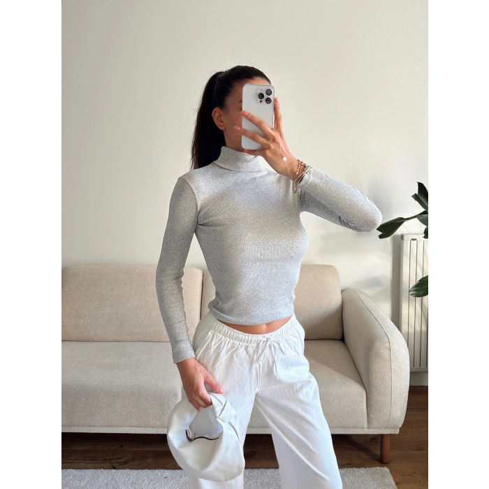 Basic Balıkçı Yaka Fit Bluz - GRİ