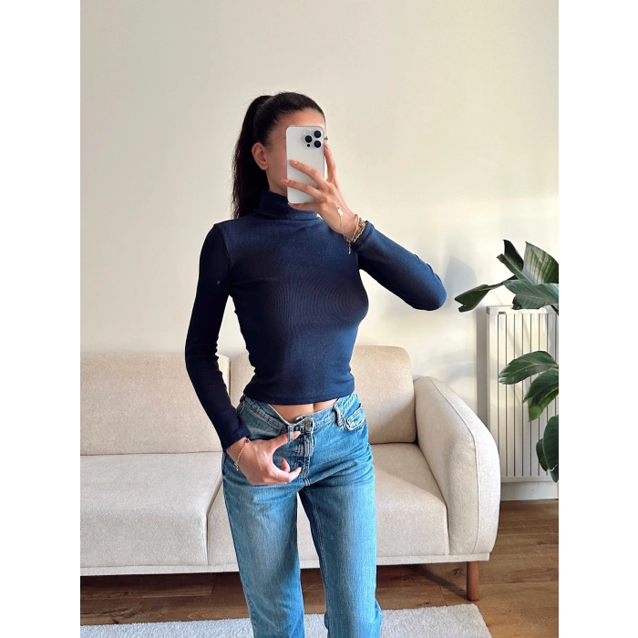 Basic Balıkçı Yaka Fit Bluz - LACİVERT