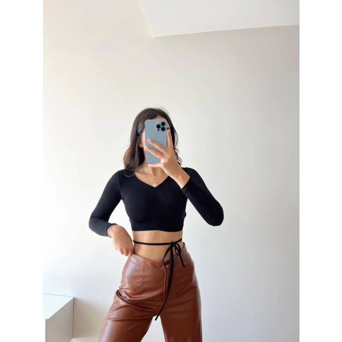Bel Bağlamalı V Yaka Crop Bluz-SİYAH