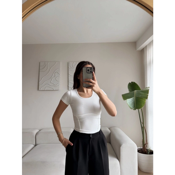 Bel Biyeli Crop - BEYAZ