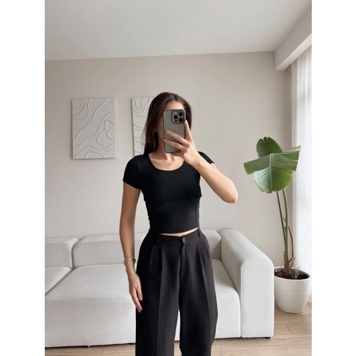Bel Biyeli Crop - SİYAH