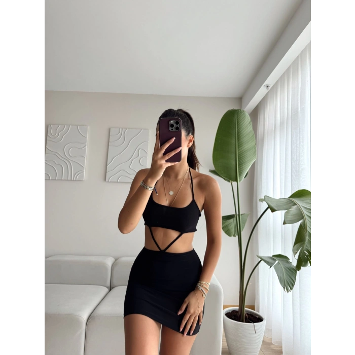 Bel Dekolte Boyun Askılı Mini Elbise-SİYAH