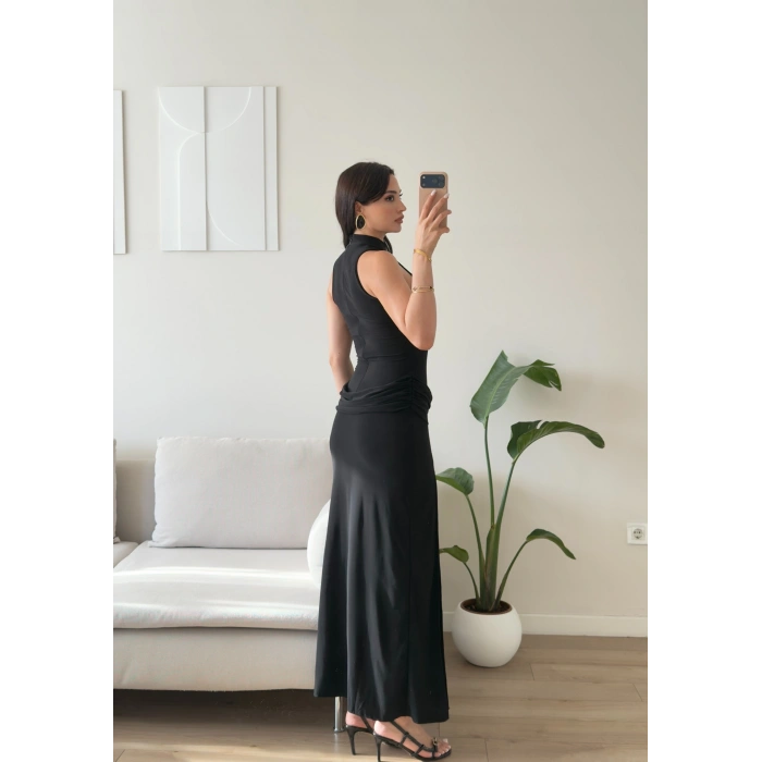 Bel Drape Halter Yırtmaçlı Elbise - SİYAH
