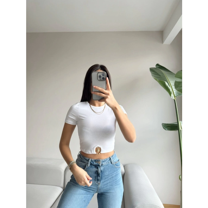 Bel Halka Detay Crop T-shirt-BEYAZ