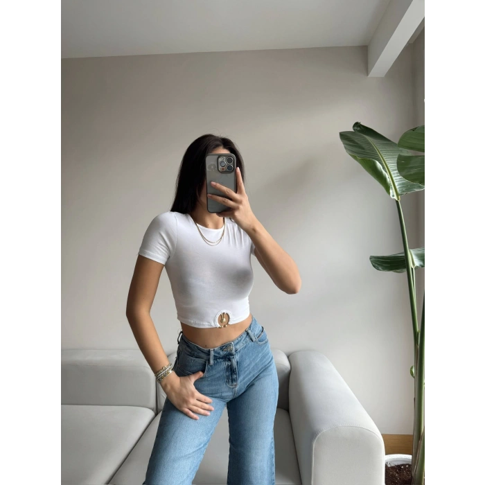 Bel Halka Detay Crop T-shirt-BEYAZ