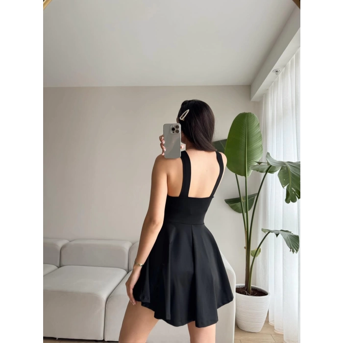 Bel Korse Detay Şortlu Elbise-SİYAH
