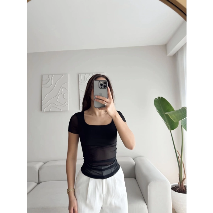 Bel Tül Kare Yaka Bluz