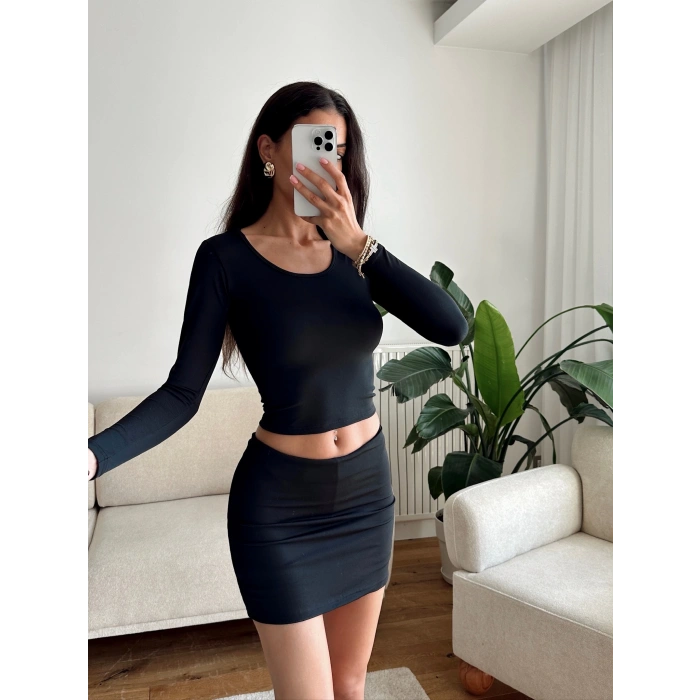Bisiklet Yaka Crop - SİYAH