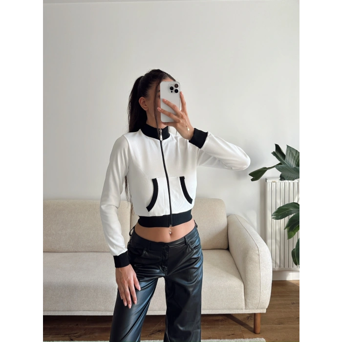 Biyeli Crop Hırka - BEYAZ