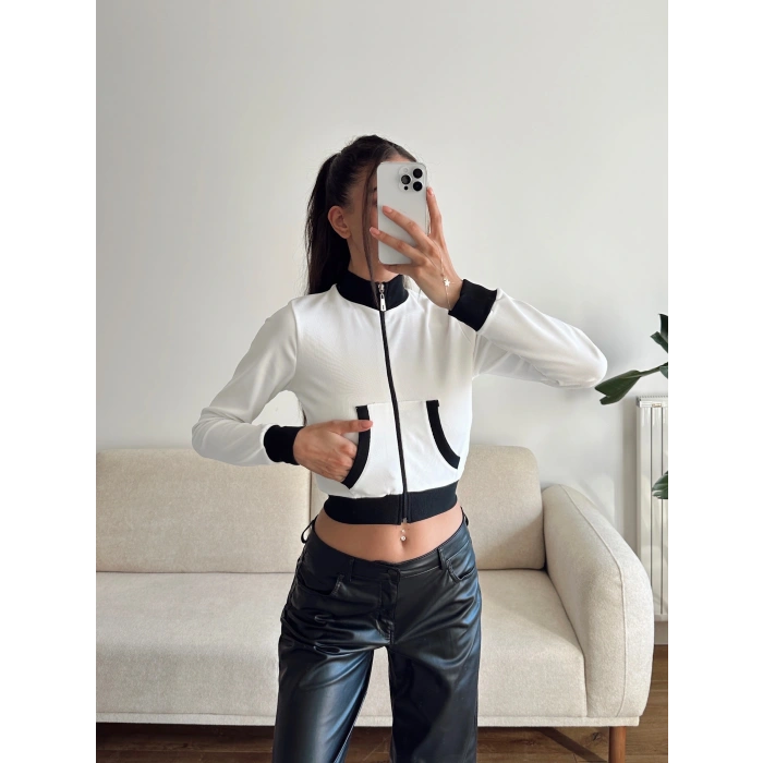 Biyeli Crop Hırka - BEYAZ