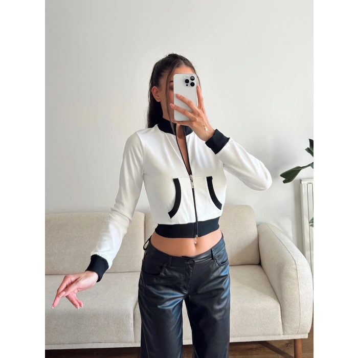 Biyeli Crop Hırka - BEYAZ