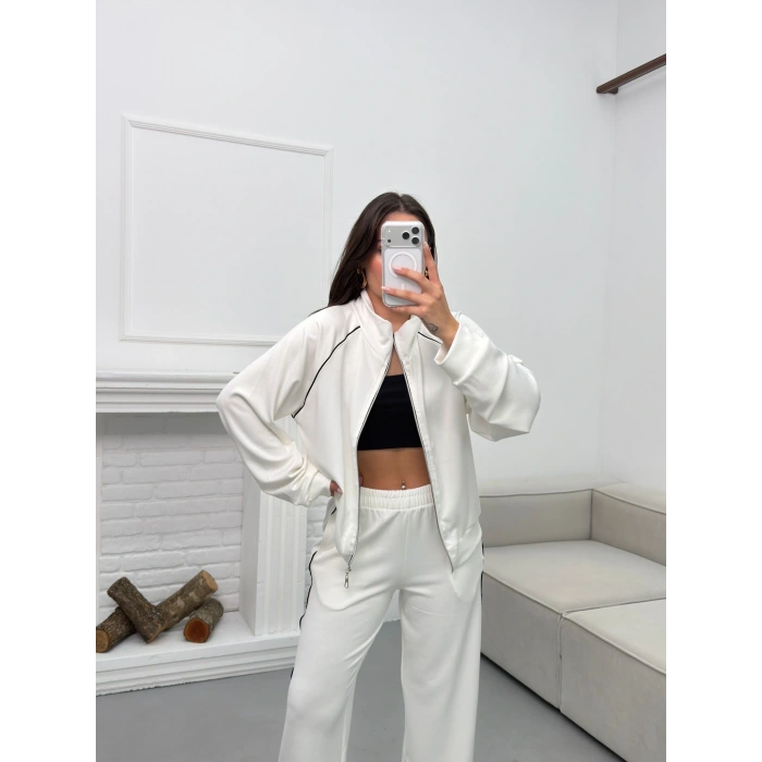 Biyeli Oversize Eşofman Takımı - BEYAZ