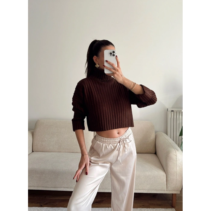 Boğazlı Triko Kazak - KAHVE