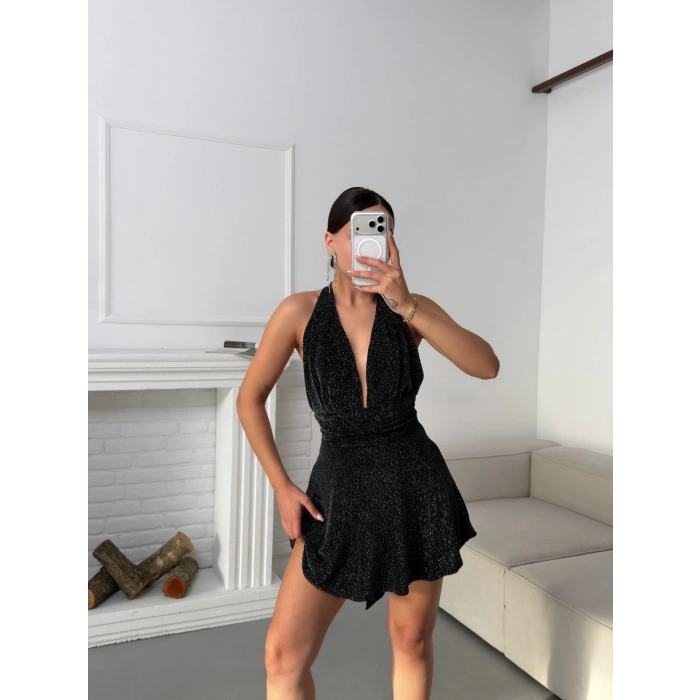 Boyun Bağlamalı Simli Elbise