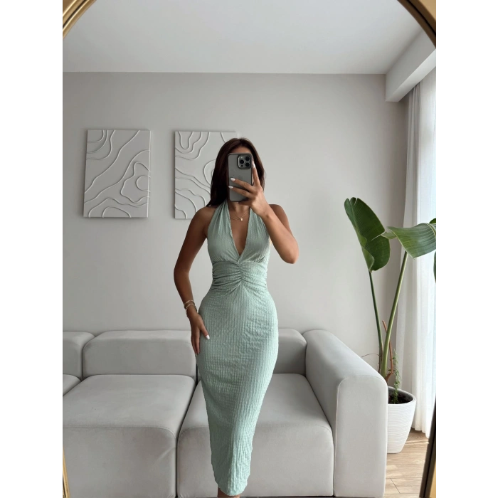Boyun Bağlamalı Yırtmaçlı Elbise - YEŞİL
