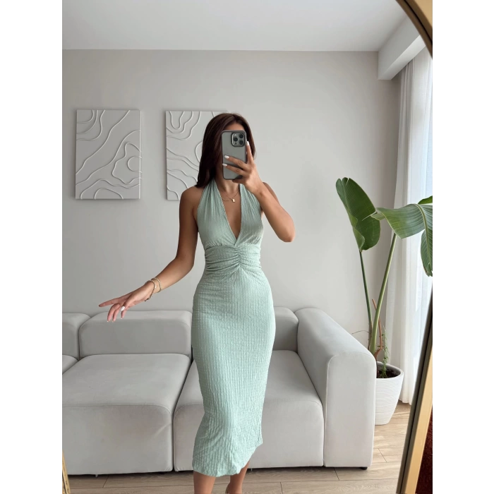 Boyun Bağlamalı Yırtmaçlı Elbise - YEŞİL