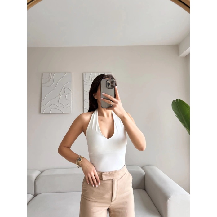 Boyun Geçmeli Bodysuit - BEYAZ