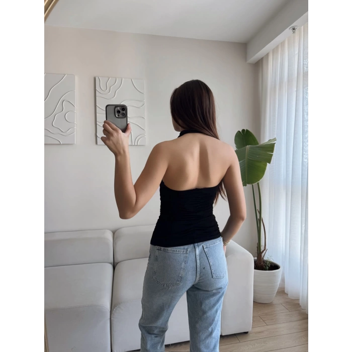 Boyun Geçmeli Büzgülü Crop - SİYAH