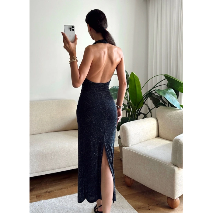 Boyun Geçmeli Simli Elbise