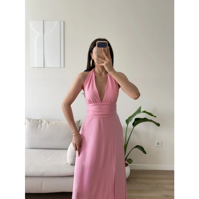 Boyundan Bağlamalı Yırtmaçlı Long Elbise - PEMBE