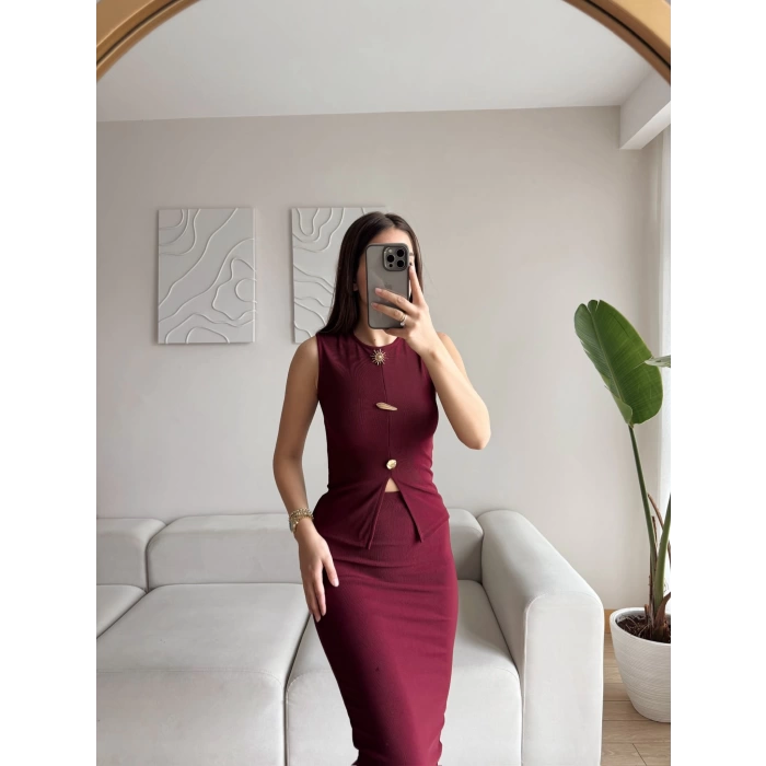 Broş Tokalı Etekli Takım - BORDO