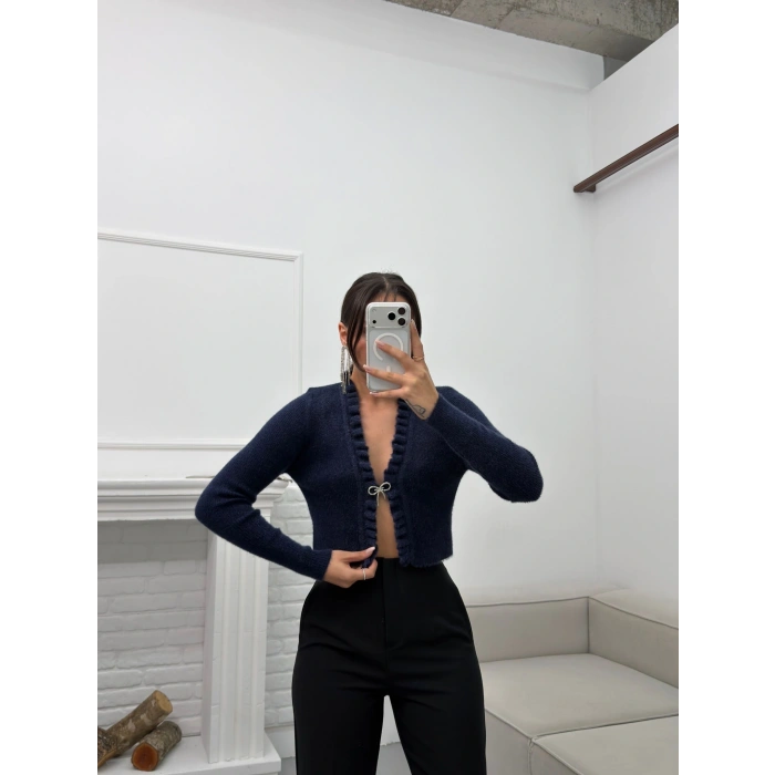 Broşlu Triko Crop Hırka - LACİVERT