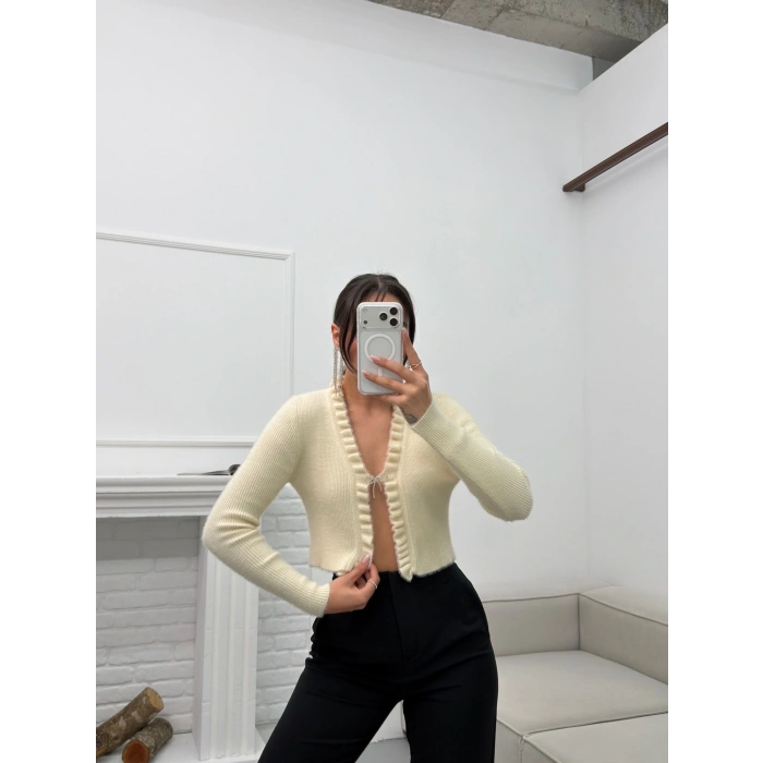 Broşlu Triko Crop Hırka - EKRU