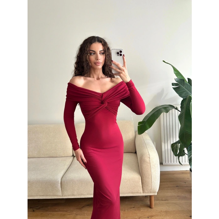 Büzgülü Madonna Yaka Elbise - BORDO