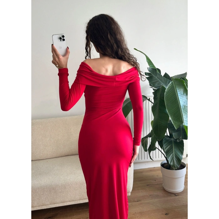 Büzgülü Madonna Yaka Elbise - KIRMIZI