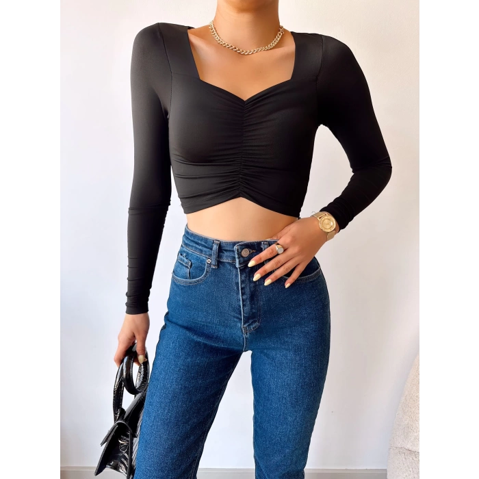 Büzgülü Omuz Detay Crop Bluz-SİYAH