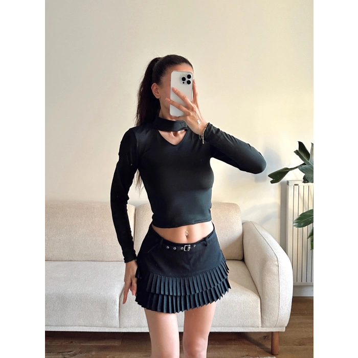 Choker Yaka Crop Bluz - SİYAH