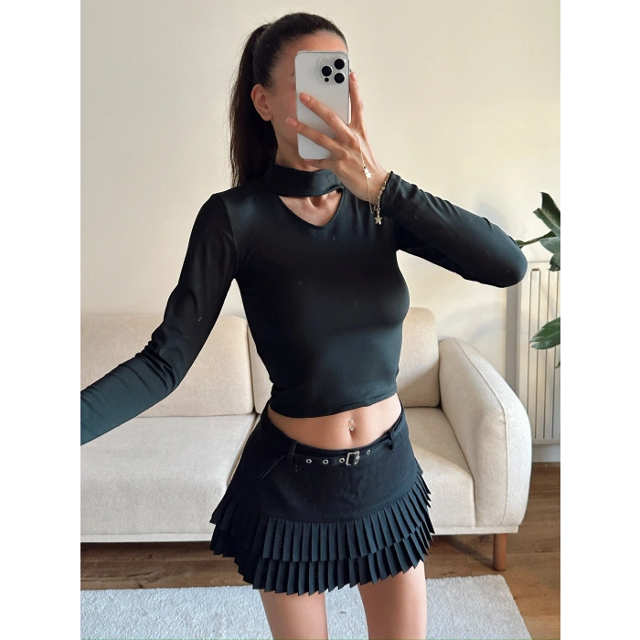 Choker Yaka Crop Bluz - SİYAH
