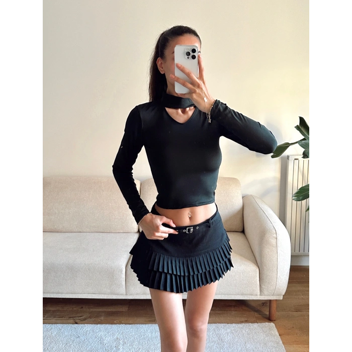 Choker Yaka Crop Bluz - SİYAH