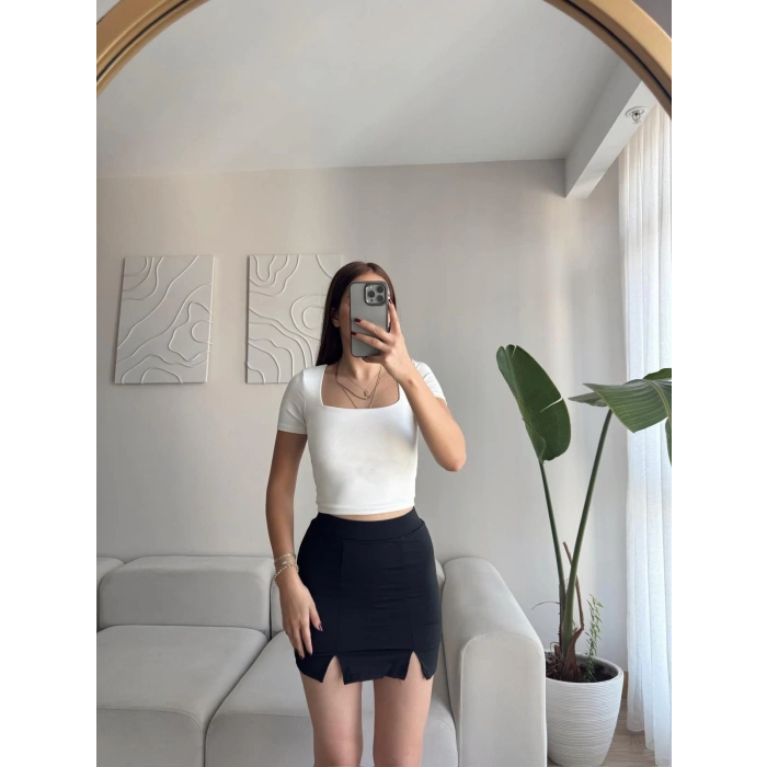 Çift Yırtmaç Şort Etek - SİYAH