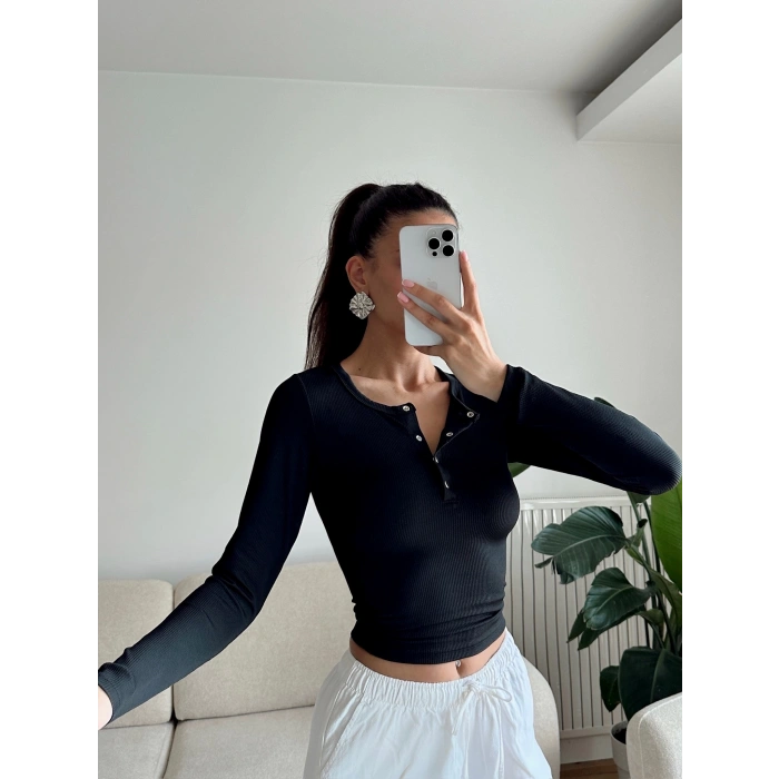 Çıtçıtlı Basic Crop - SİYAH