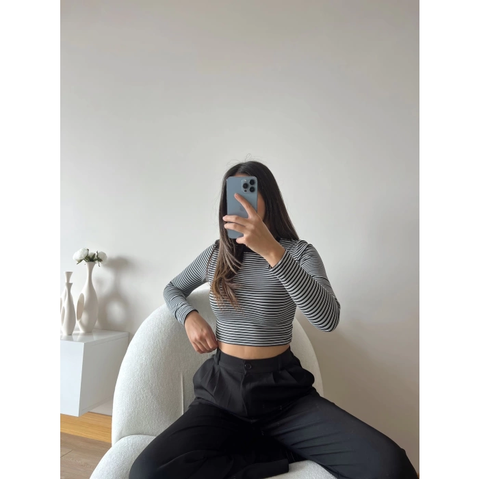 Çizgili Crop Bluz-SİYAHÇİZGİLİ