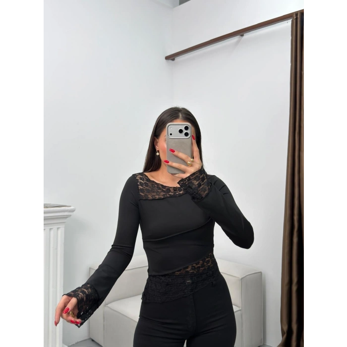 Dantel Detay Asimetrik Bluz - SİYAH