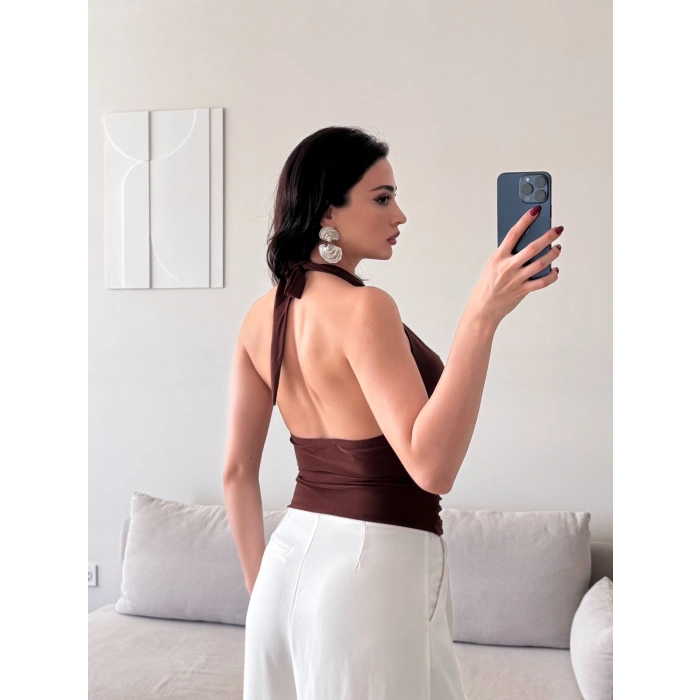 Degaje Yaka Aksesuar Crop - KAHVE