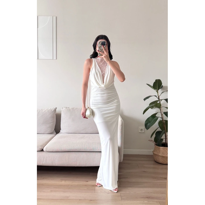 Degaje Yaka Dantel Detay Elbise - BEYAZ