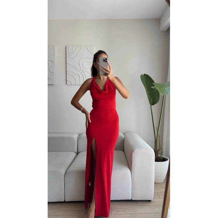 Degaje Yaka Derin Yırtmaç Elbise - KIRMIZI