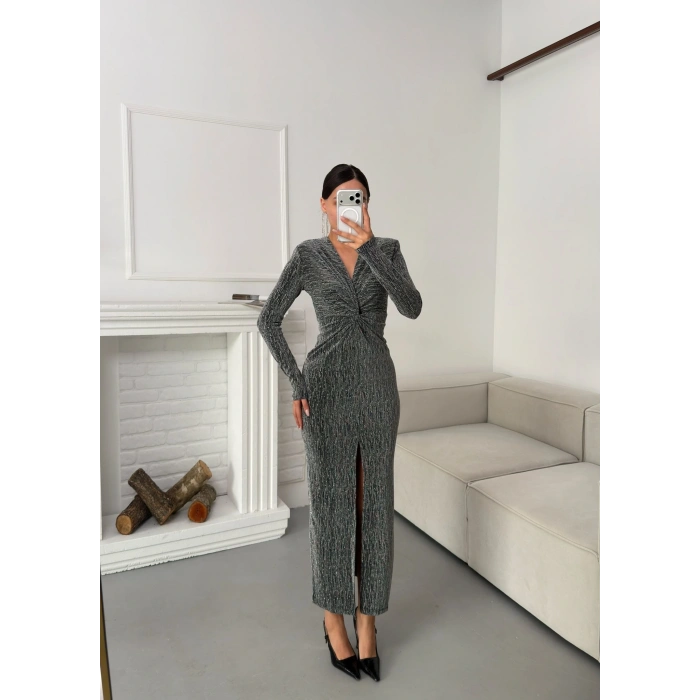 Derin Yırtmaçlı Kruvaze Elbise - GRİ