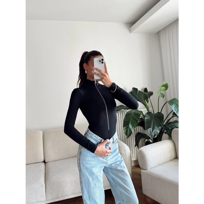 Dik Yaka Fermuar Bodysuit