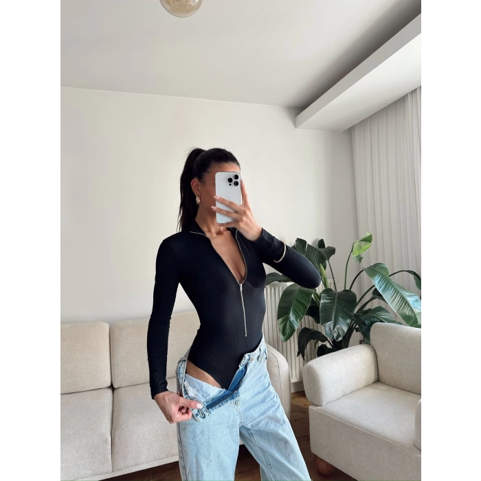 Dik Yaka Fermuar Bodysuit