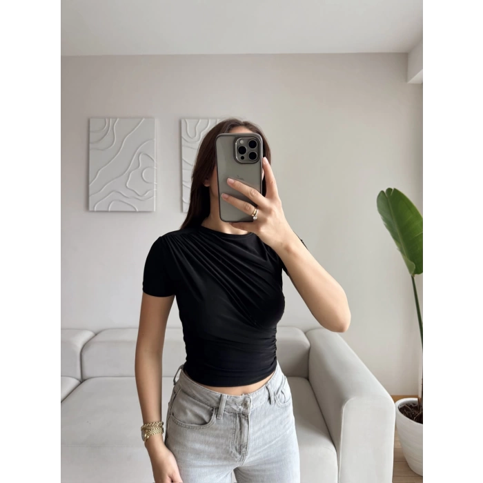 Drapeli Asimetrik Crop - SİYAH